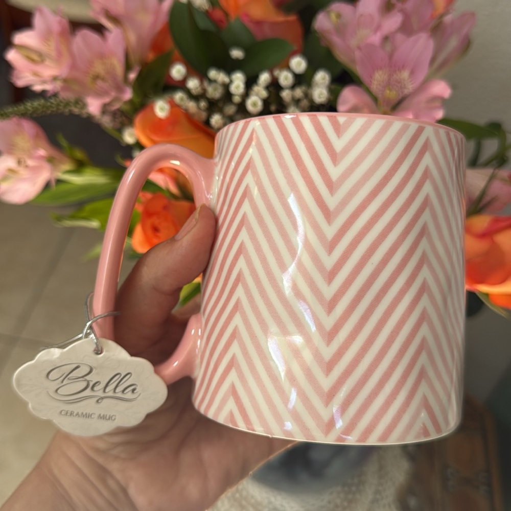 Bella Ceramic Mug
